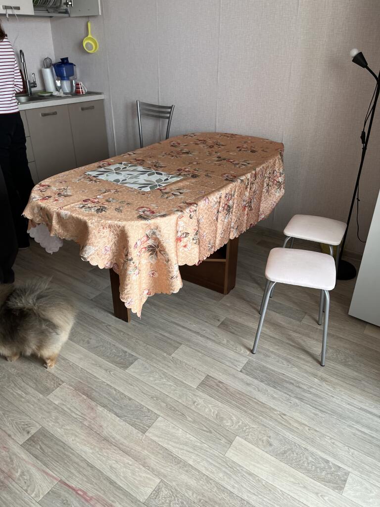 У моей бабушки день рождения, и у неё дома раскрыл крылья легенда
